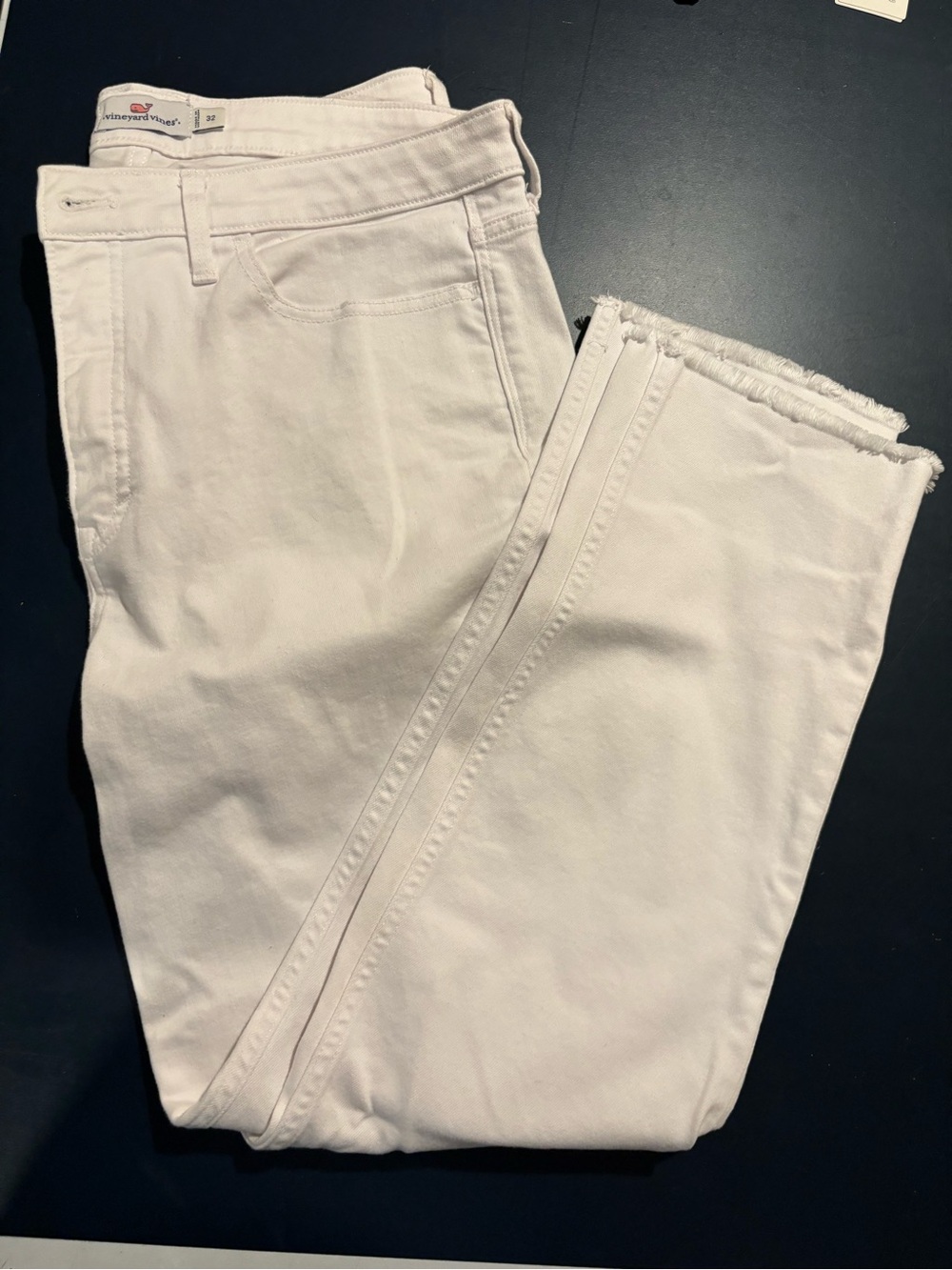 Women’s White Raw-Hem Jeans Vineyard Vines size 32